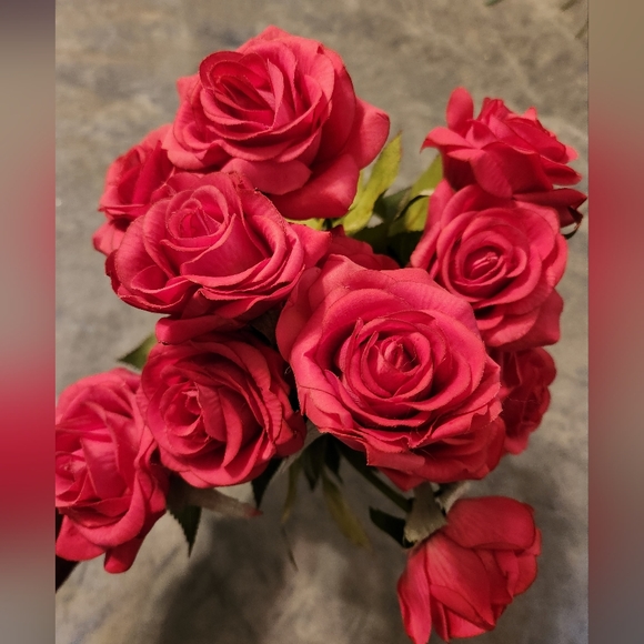 12 stems Real touch artificial roses, hot pink - Picture 2 of 4